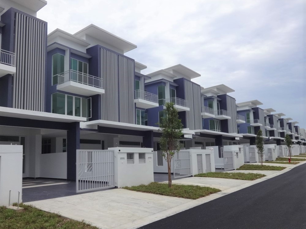 Autumn Breeze 3 Storey Super Link XL Houses - Certified Completion & Compliance 